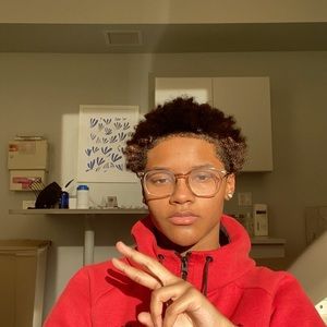 Meet your Posher, Myah